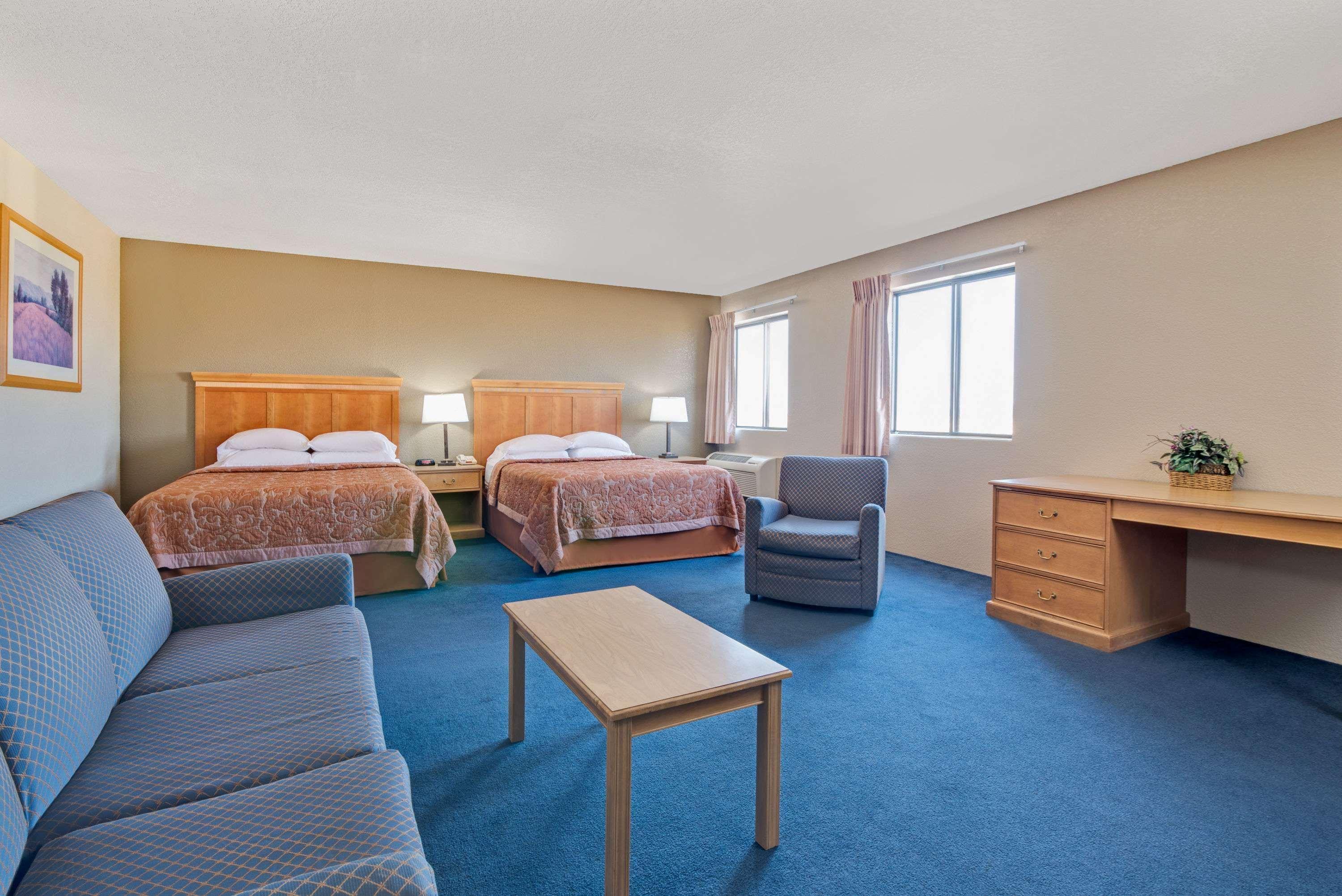 Super 8 By Wyndham Spokane/West Airway Heights Buitenkant foto