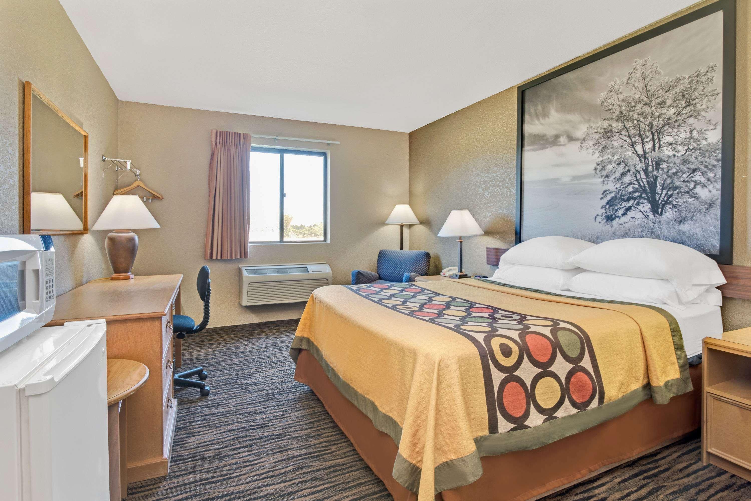 Super 8 By Wyndham Spokane/West Airway Heights Buitenkant foto