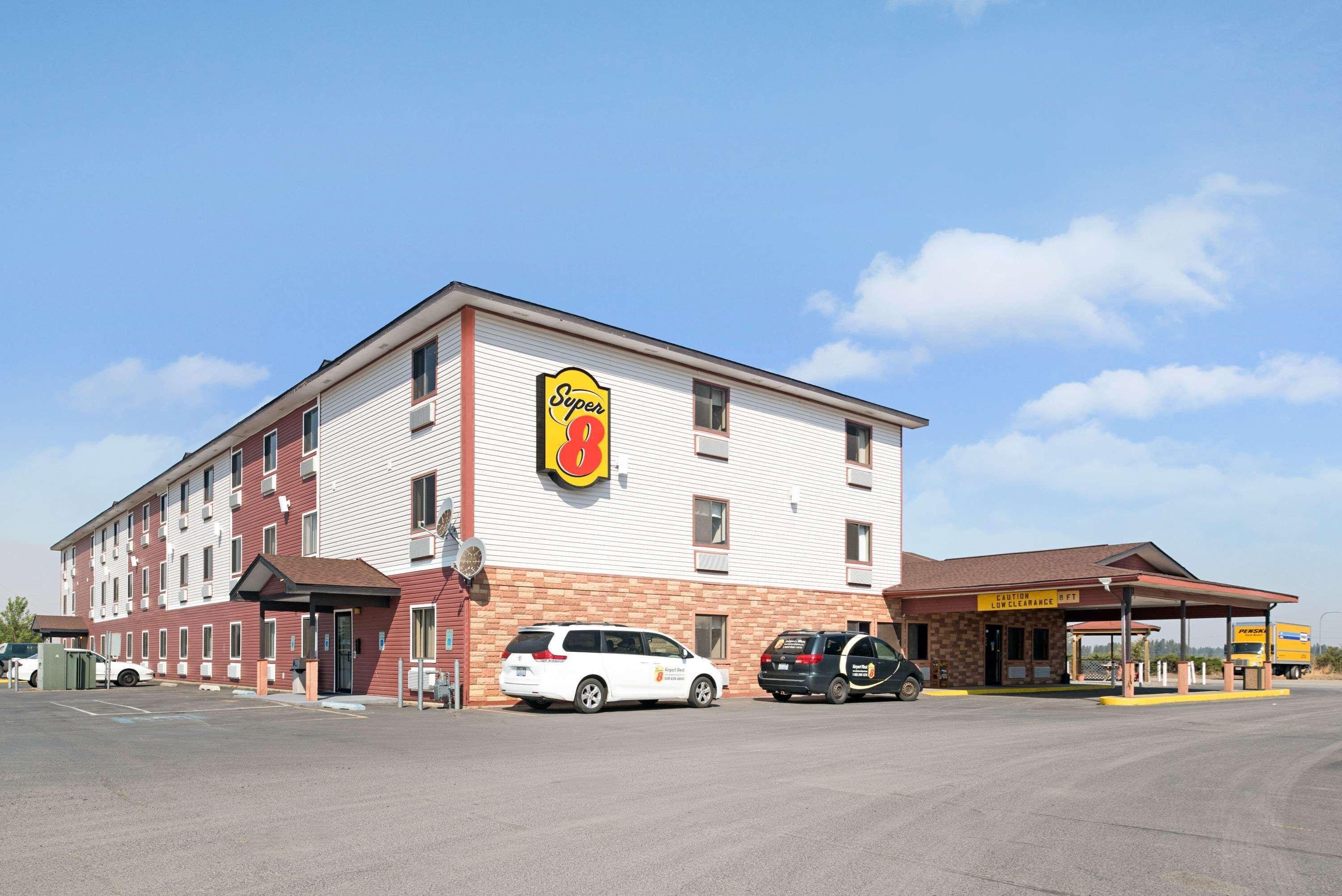 Super 8 By Wyndham Spokane/West Airway Heights Buitenkant foto